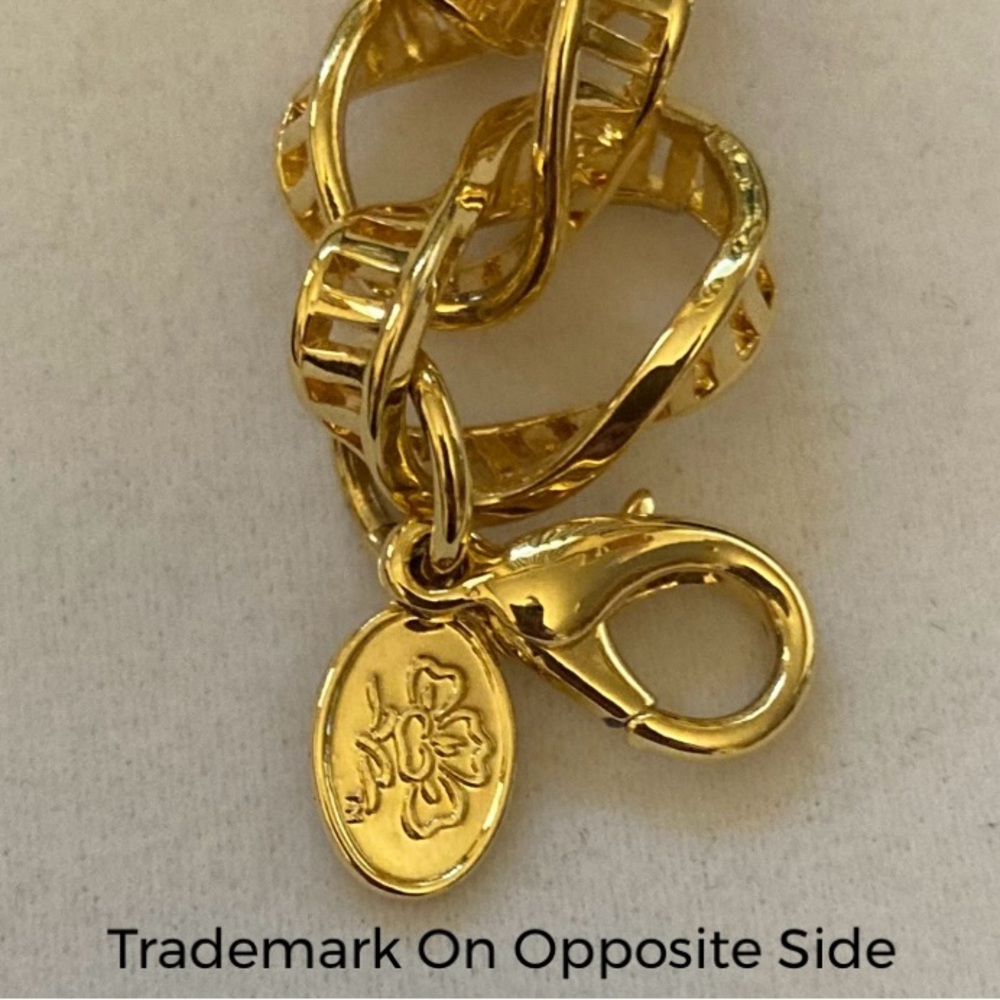 Vintage Gold Tone Link Bracelet - Picture 7 of 14